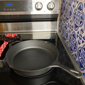 Jim Beam Cast Iron Skillet - Black